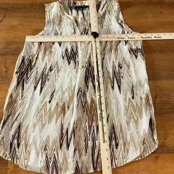 Zac‎ & Rachel Woman Multicolored  Flowy Sleeveless Blouse Sz. S - Picture 4 of 6